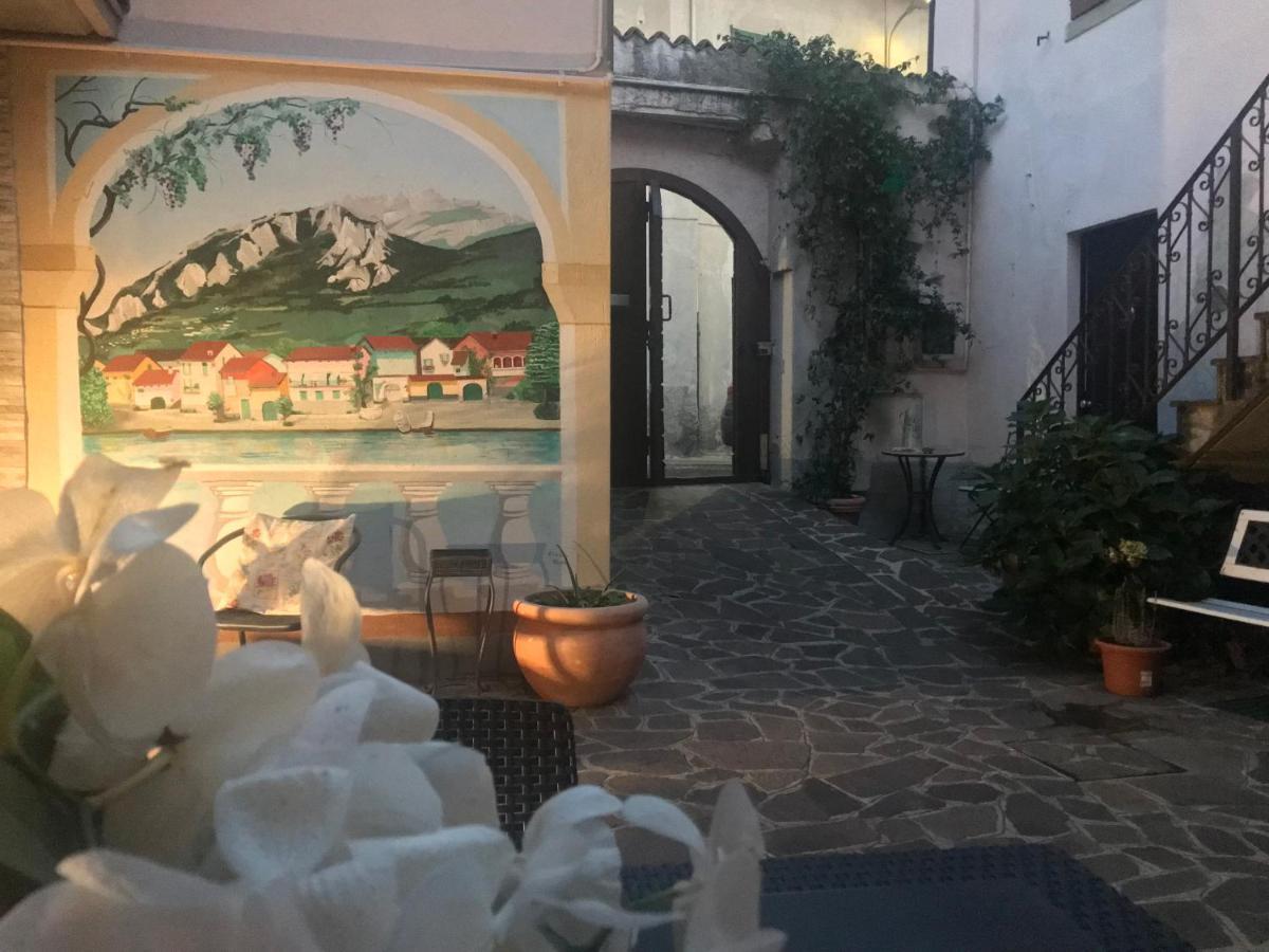 La Ca' Del Masenzi Massenzio'S House (Adults Only) Bed & Breakfast Lecco Exterior photo